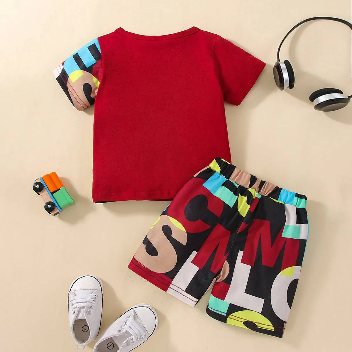 2pcs Baby Boy 95% Cotton Short-sleeve Letter Print Black Splicing T-shirt and Shorts Set