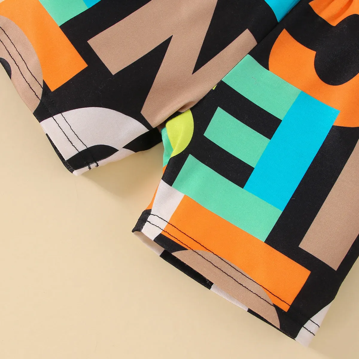 2pcs Baby Boy 95% Cotton Short-sleeve Letter Print Black Splicing T-shirt and Shorts Set