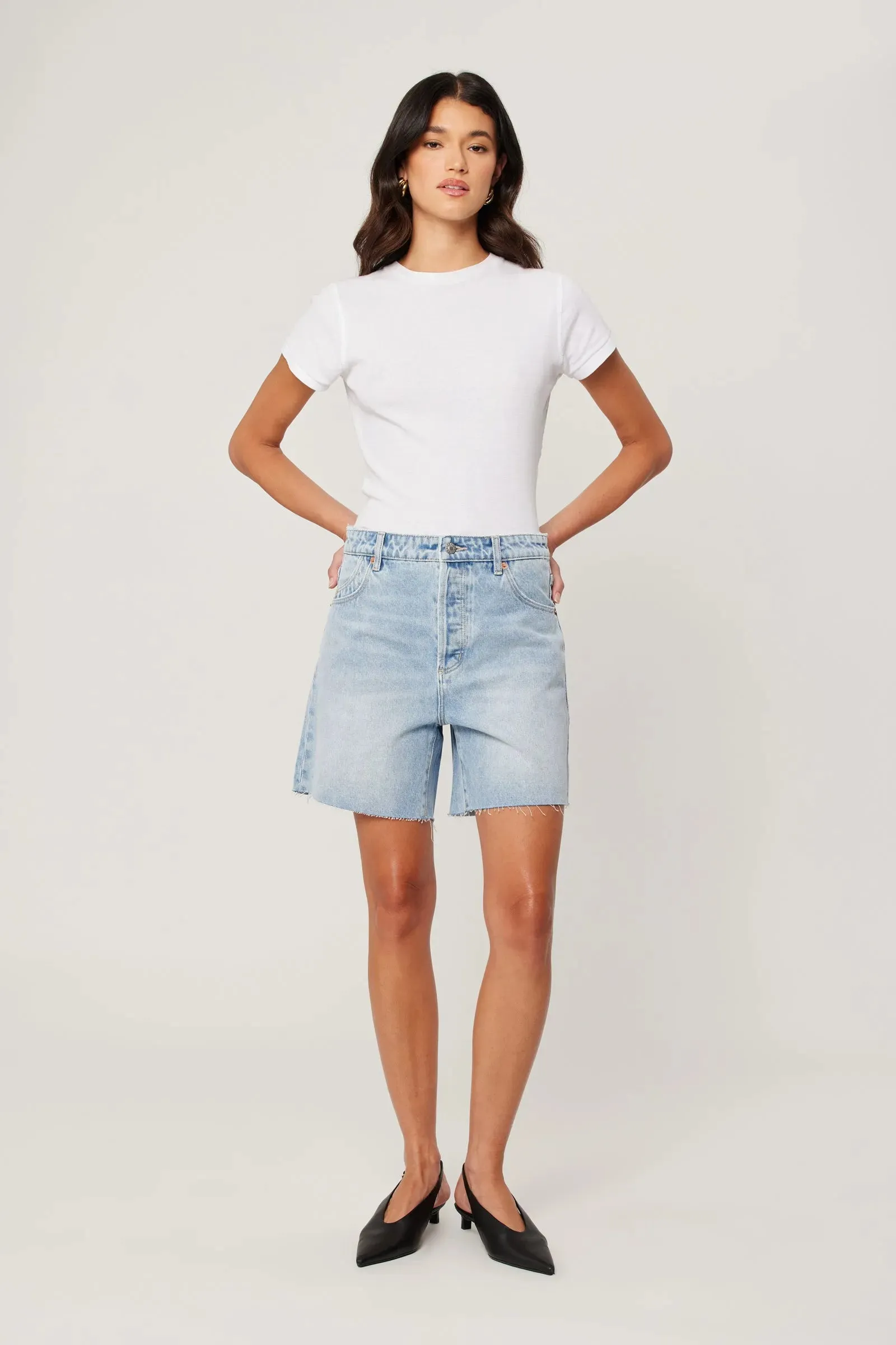 90s Relaxed Short