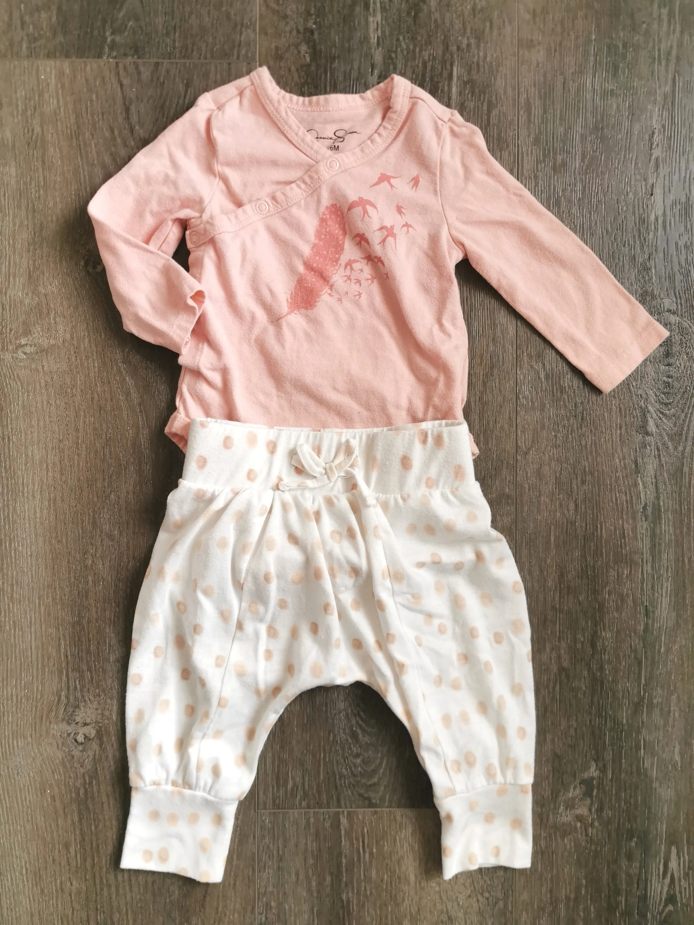 BABY GIRL SIZE 3/6 MONTHS - JESSICA SIMPSON, 2 Piece Matching Outfit VGUC B21