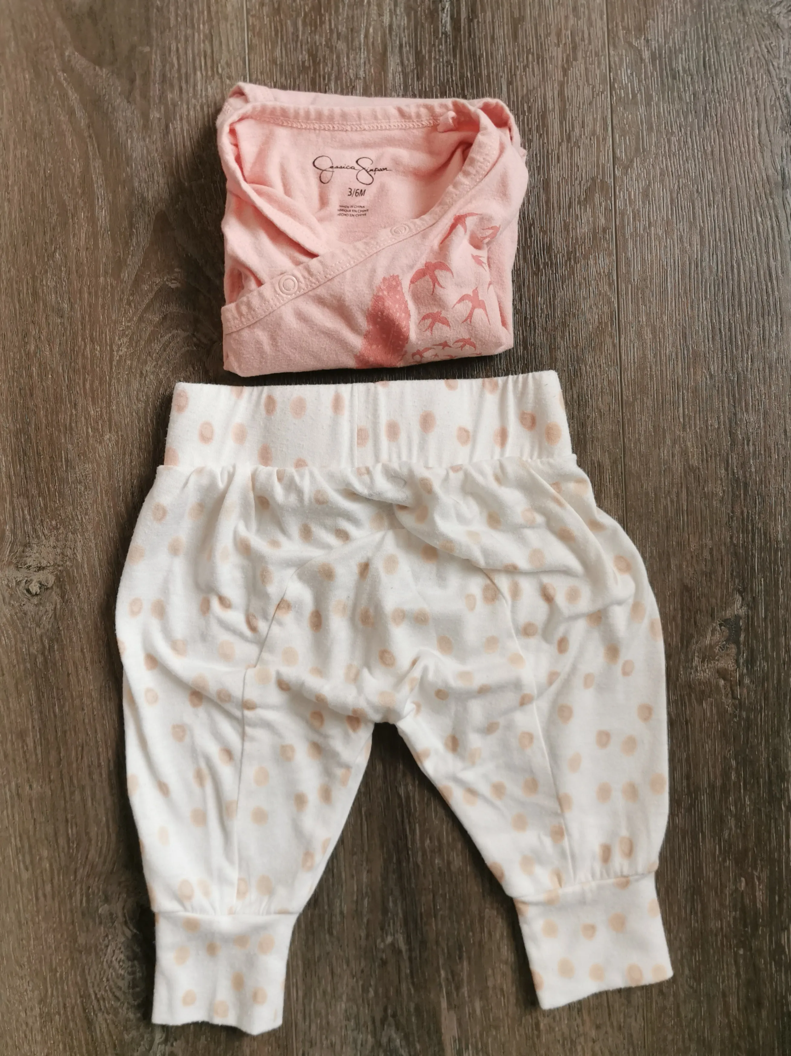 BABY GIRL SIZE 3/6 MONTHS - JESSICA SIMPSON, 2 Piece Matching Outfit VGUC B21