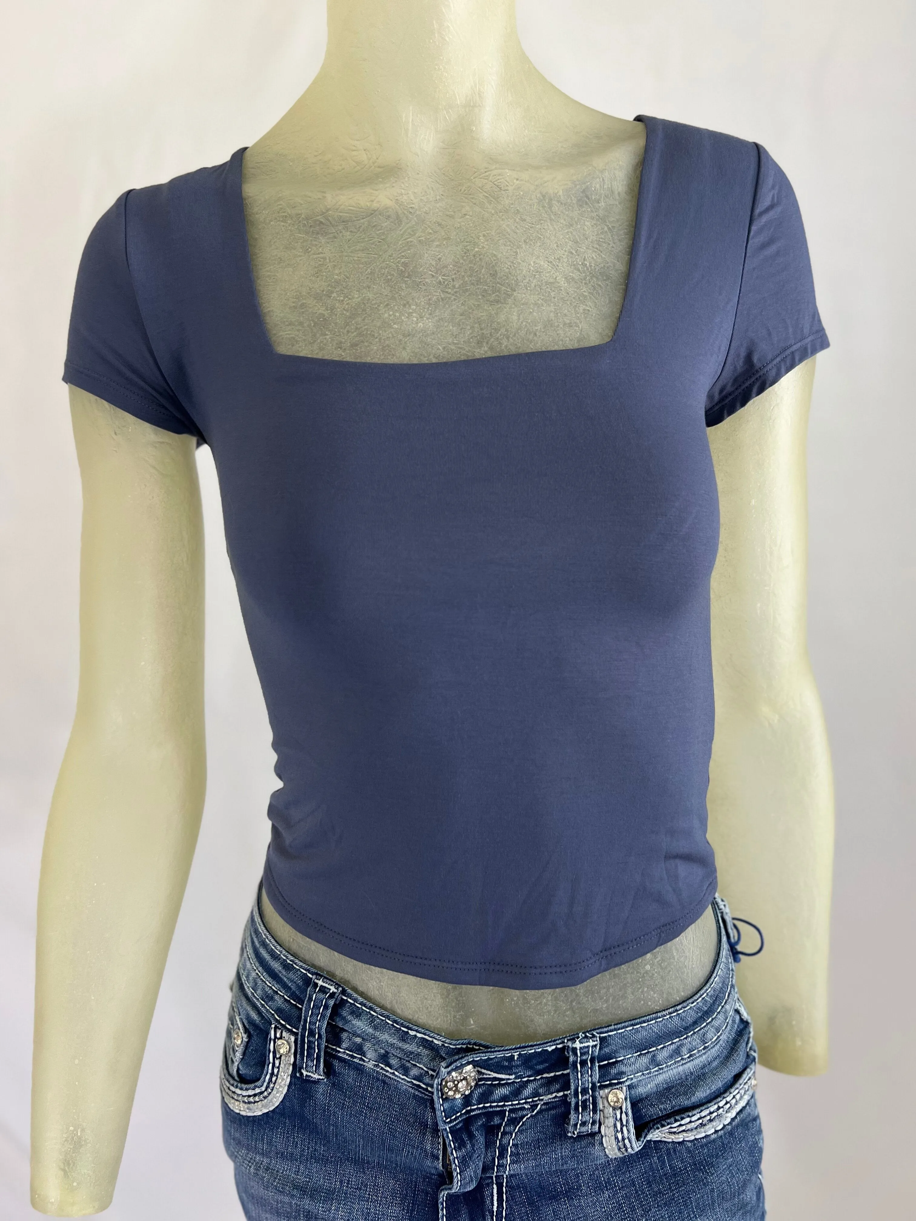 Classic square neck