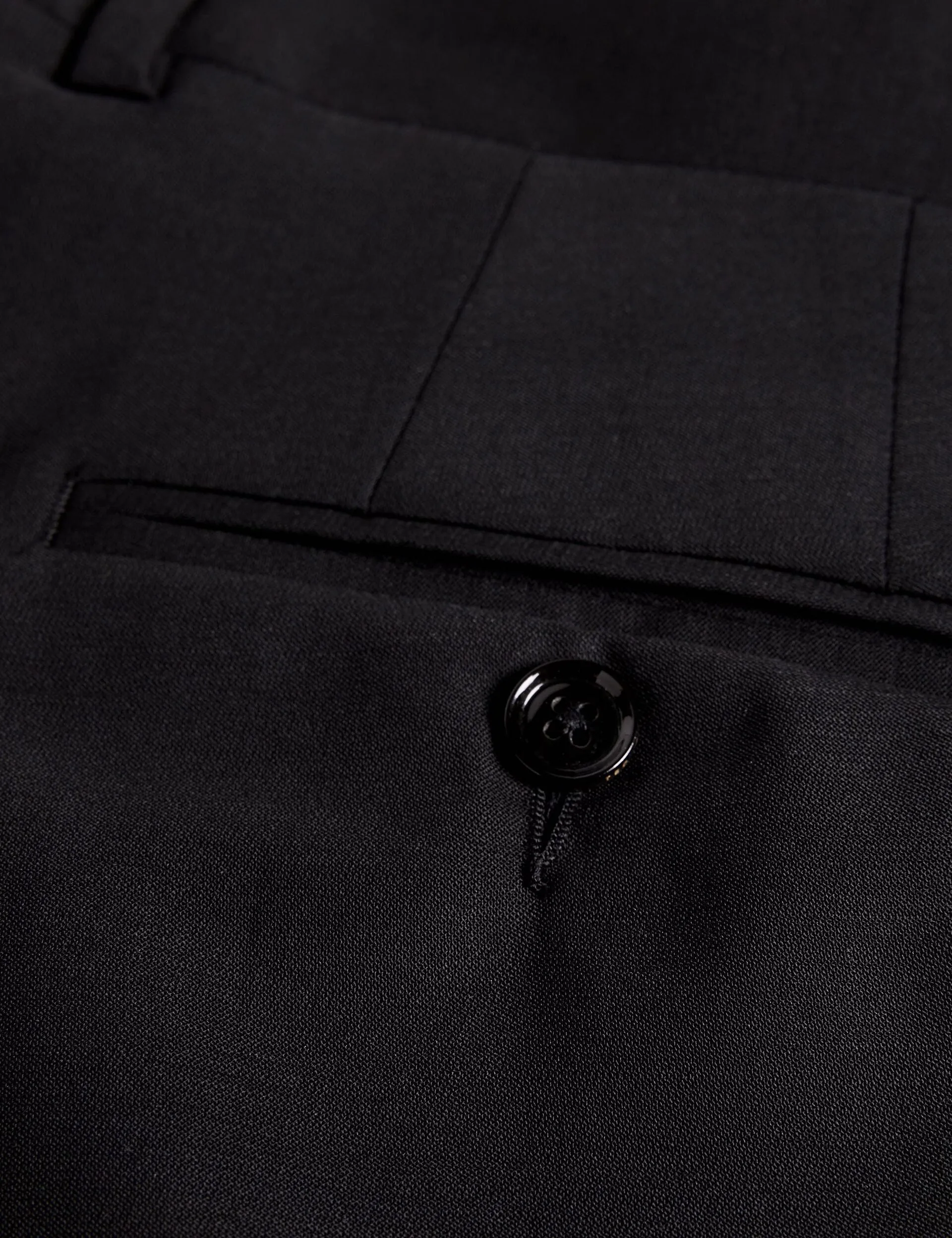 CLASSICS | BLACK