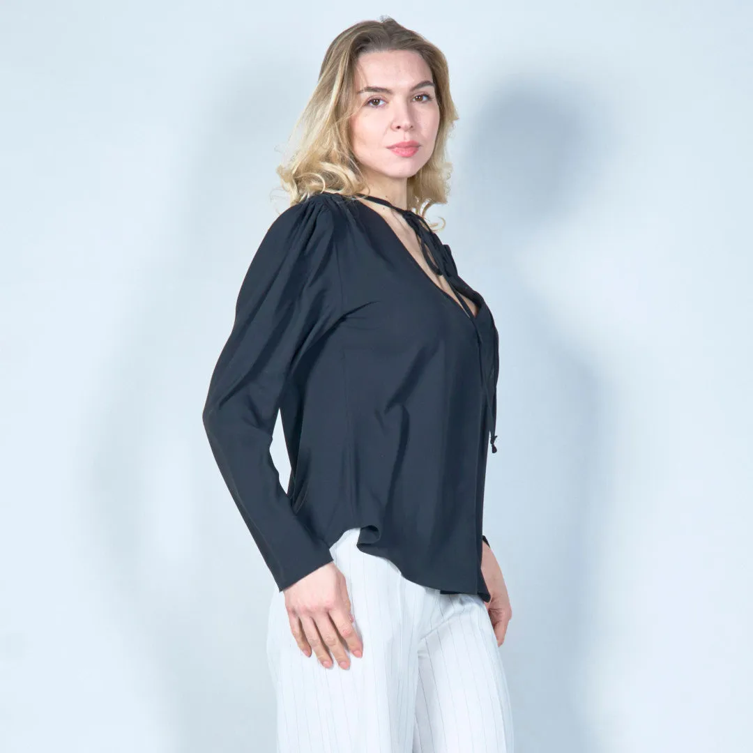 Elegant tie-neck chiffon blouse wholesale