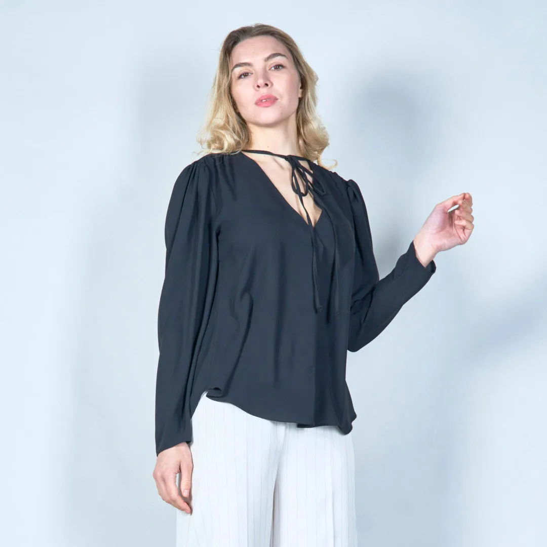 Elegant tie-neck chiffon blouse wholesale