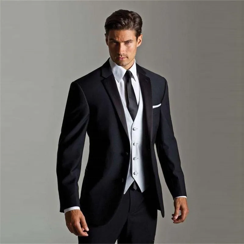 Hübsche Marineblau Custom Herren Hochzeitsanzüge Zwei Knöpfe Slim Fit Bräutigam Smoking Dreiteiliger Anzug (Jacke   Hose   Weste)