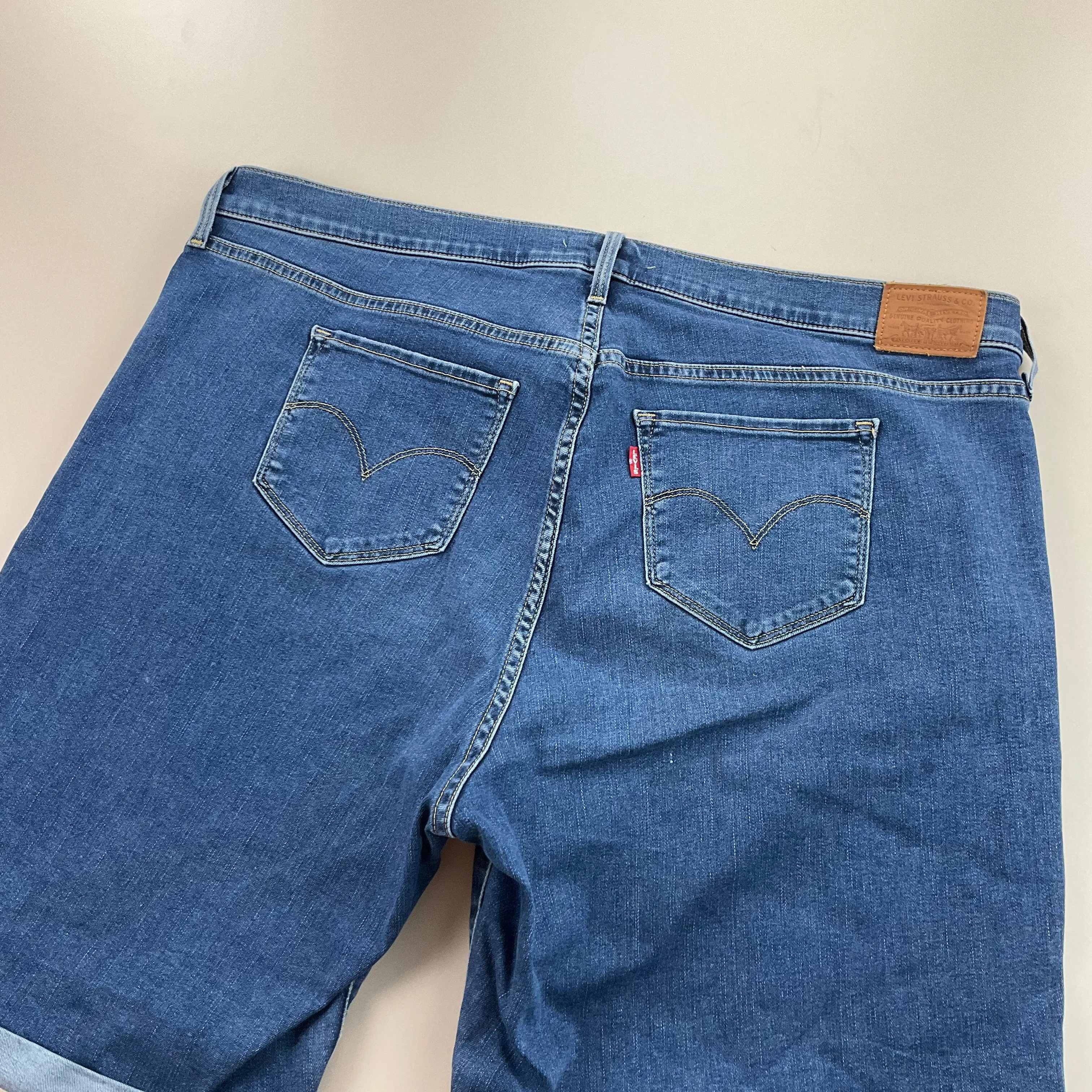 Levis Denim Shorts - W40