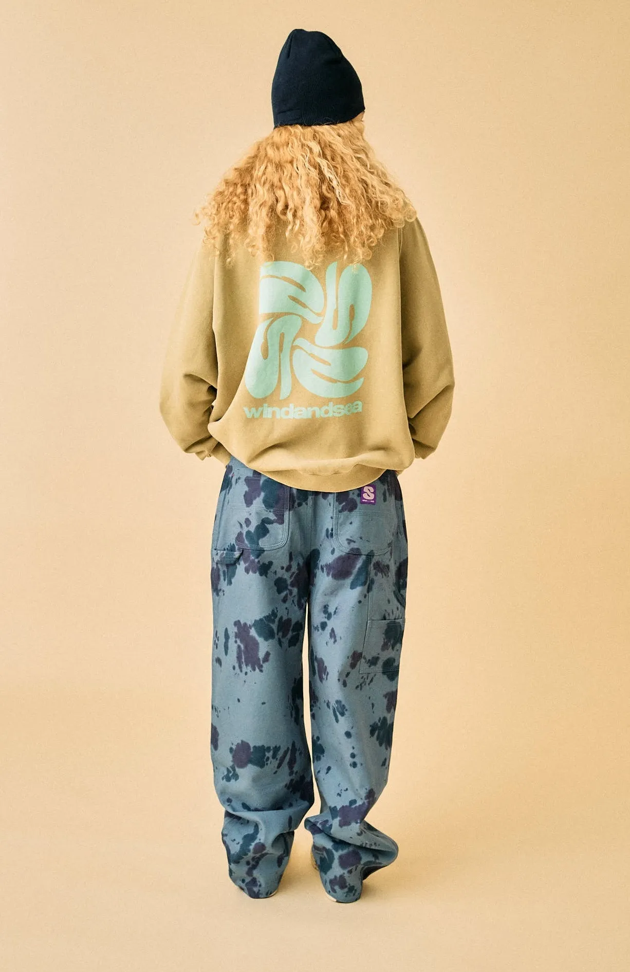 Smooth Pigment Dye Crew / SAND