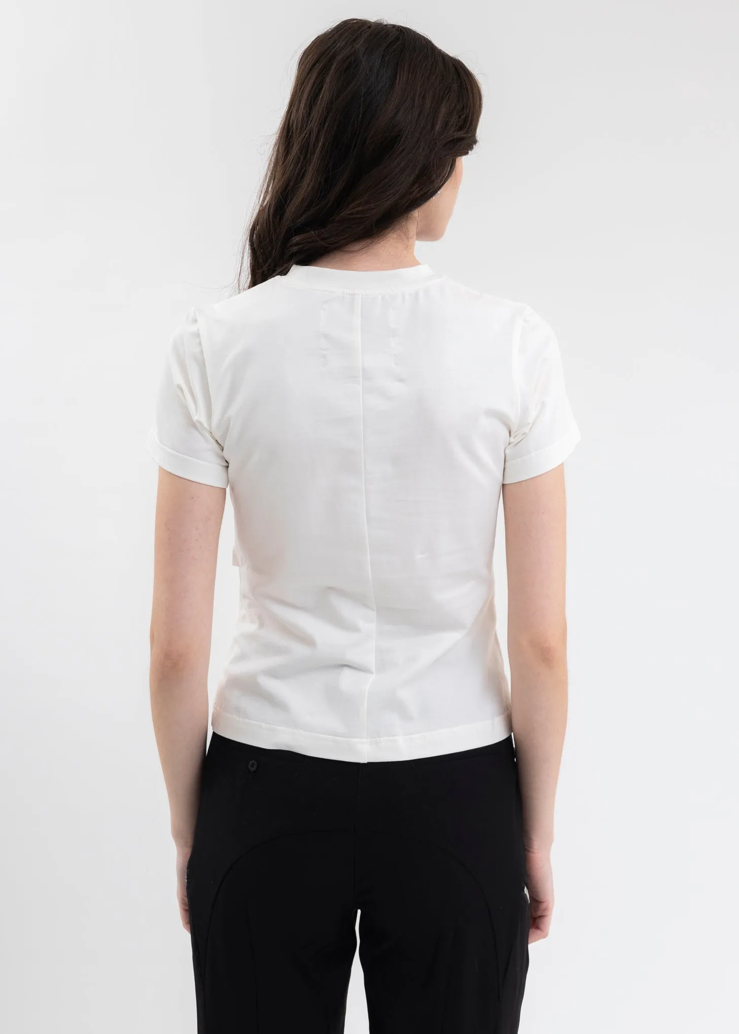 SMOOTH WHITE “BOW” SHAPE T-SHIRT